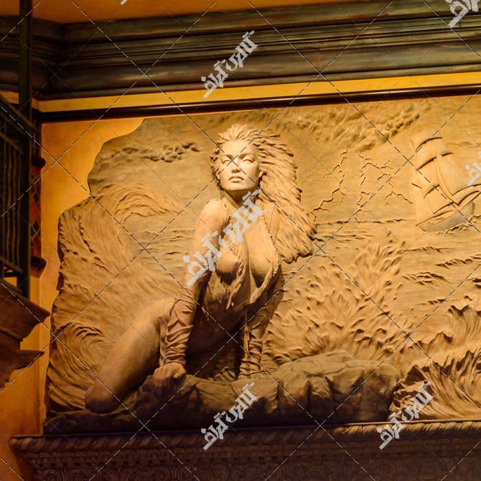 مجسمه  زن در لاس وگاس