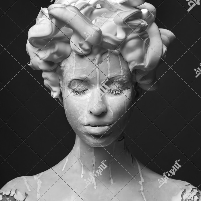 عکس مجسمه پرتره زن