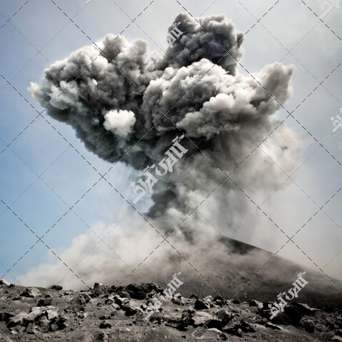 تصویر انفجار کوه