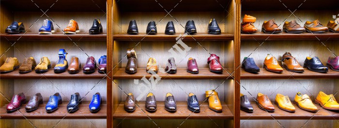 عکس ویترین کفش فروشی