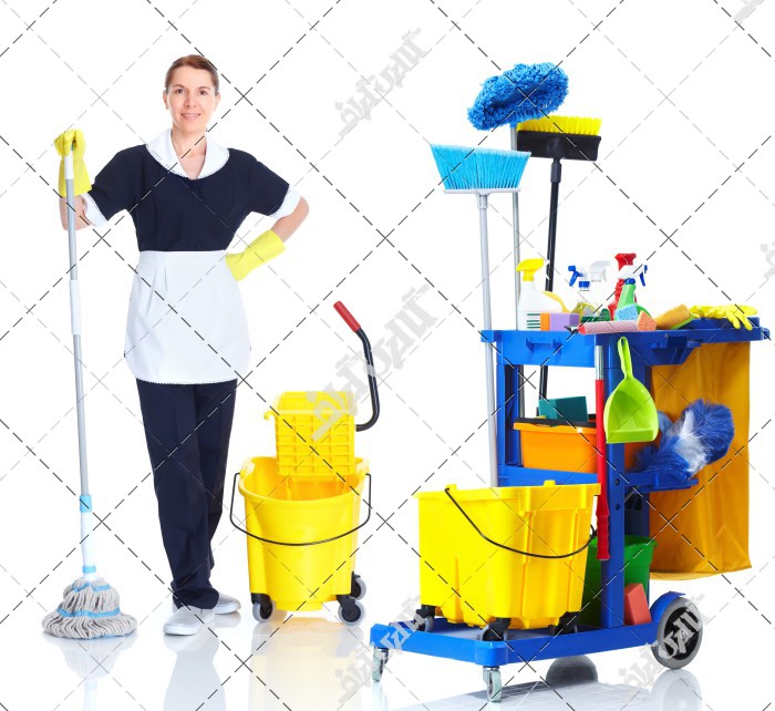 زن مستخدم نظافتچی در محل