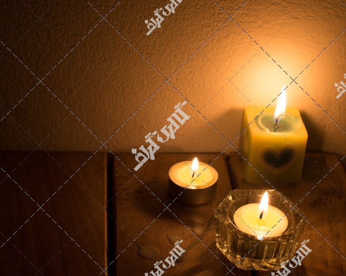 تصویر باکیفیت از مجموعه شمع های روشن