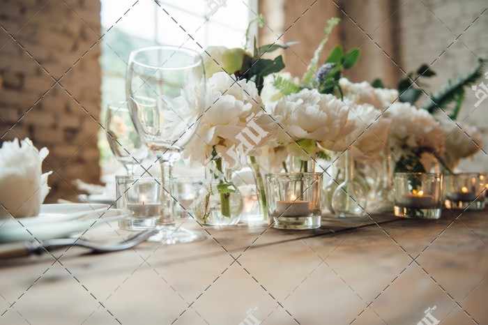 دانلود تصویر استوک با کیفیت اتاق عروسی تزئین شده