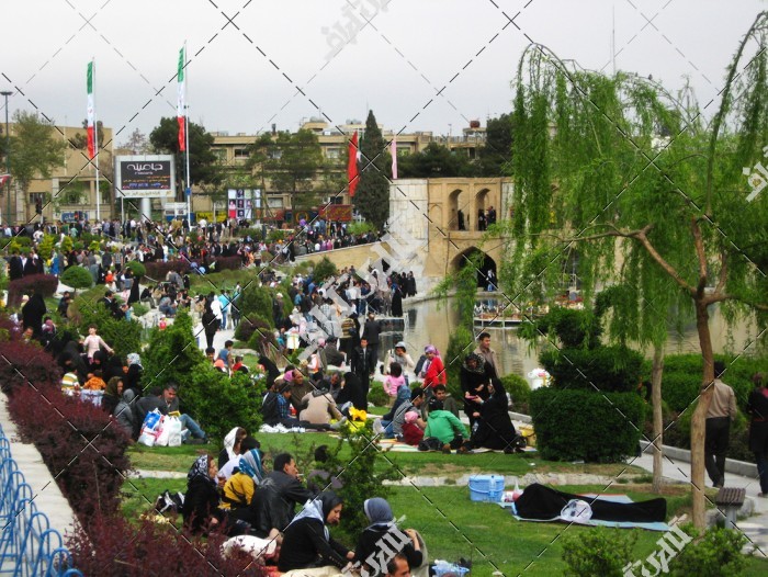 دانلود تصویر استوک با کیفیت روز طبیعت در اصفهان