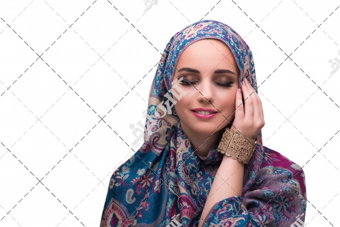 دانلود تصویر استوک با کیفیت تبلیغ شال و روسری در مدل زیبا