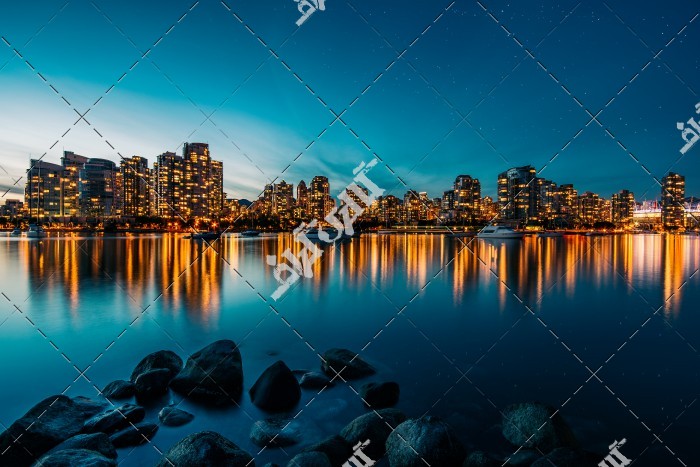 دانلود تصویر با کیفیت نمایی از شب شهر ونکوور