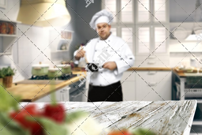دانلود تصویر با کیفیت سرآشپز در آشپزخانه